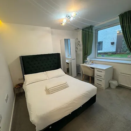 Oyo Newquay Beach Hotel-2